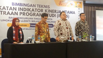 LLDIKTI Wilayah XI Gelar Bimtek IKU 6 Kemitraan Program Studi Bagi PTS di Lingkungan LLDIKTI Wilayah XI Kalimantan