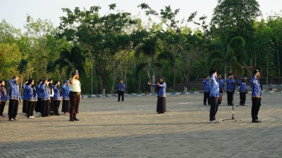 LLDikti XI Melaksanakan Upacara Peringatan Hari Sumpah Pemuda Ke-95 di Lapangan Kiram, Banjarbaru