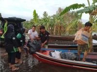 Kepala LLDIKTI Kalimantan apresiasi langkah mahasiswa galang dana bagi korban banjir