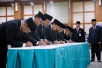 RESMI, Menristekdikti RI Lantik Prof Idiannor Mahyudin dan Dr Muhammad Akbar menjadi Kepala dan Sekretaris LLDIKTI Wilayah XI Kalimantan